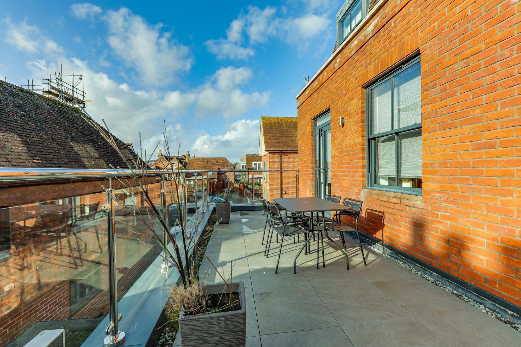 Exceptionally Spacious Central Canterbury Home ภายนอก รูปภาพ